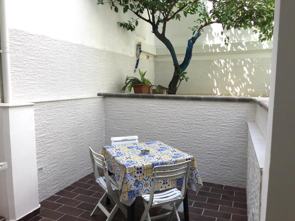 Bed and Breakfast Ugento Dimora Экстерьер фото